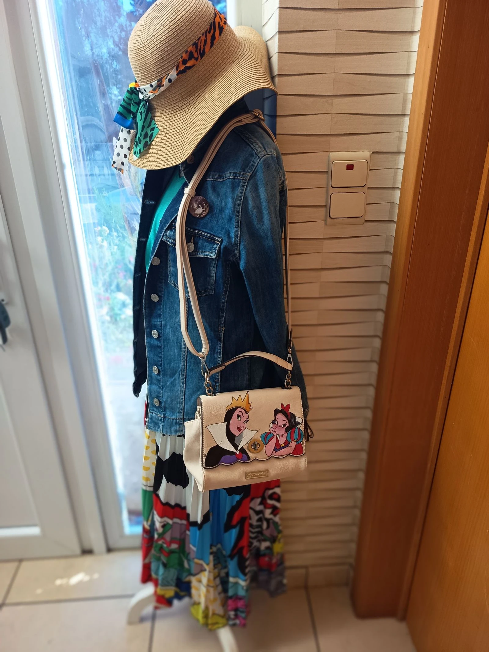 Bolsa Tamaris "branca neve e a rainha" – photo 11